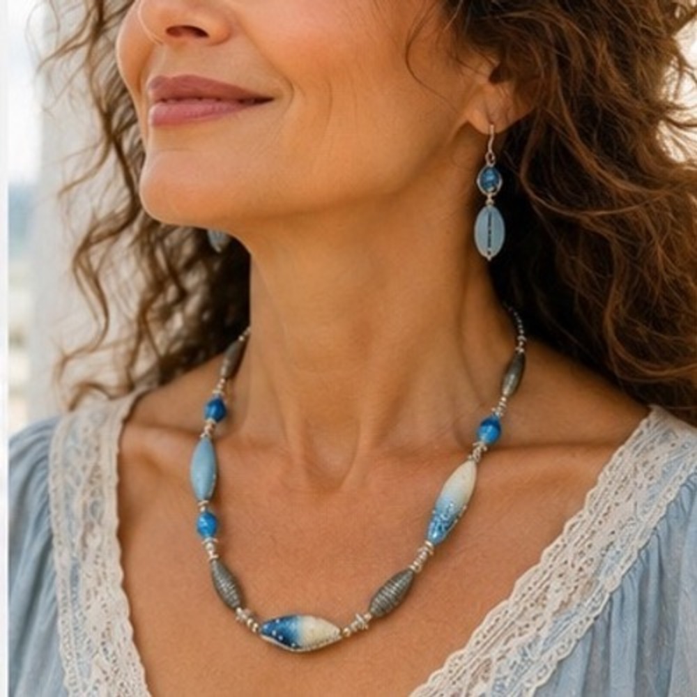 Chicos Blue Beaded Statement Necklace Silver Tone Ombre Rhinestone Coastal Boho
